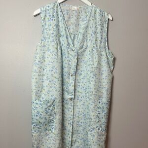Floral Sleeveless Button-Up nightgown size 2X